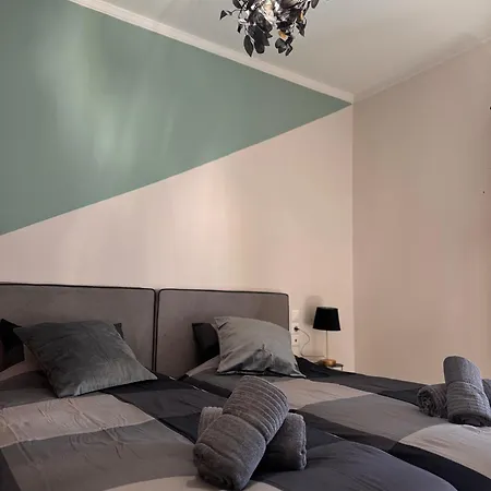 Luxury Apartamento Patras